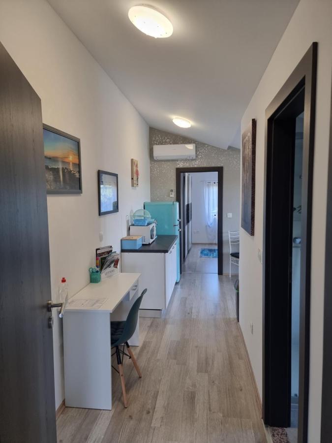 Apartment Pharos ซัมบราทิยา ภายนอก รูปภาพ